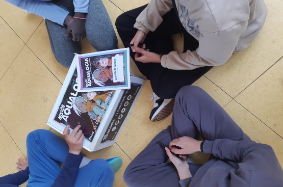 Una sesión de Aqualogía en el CEIP Juan de la Cosa, en Santoña 